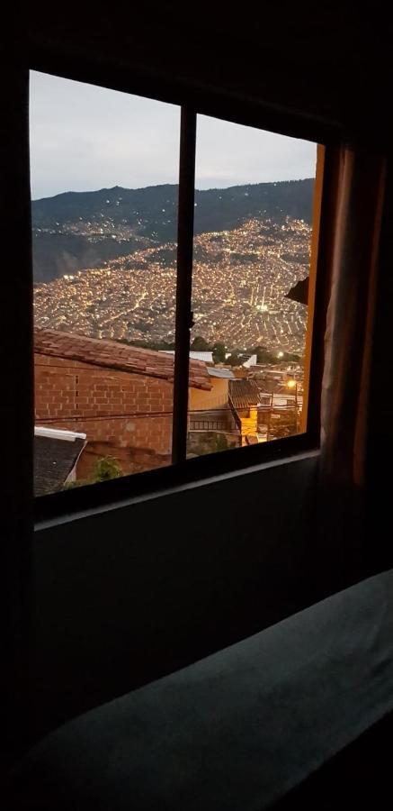 شقة Wonderful House With Views In Medellin-Fiber Optics المظهر الخارجي الصورة
